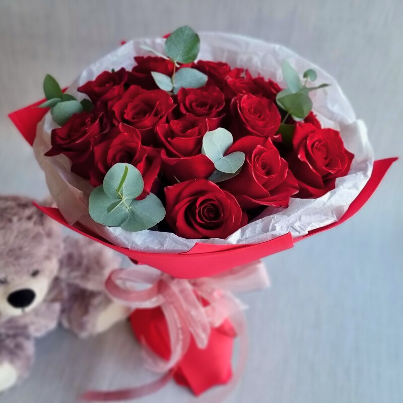 Букет из красных роз "Настоящая любовь"